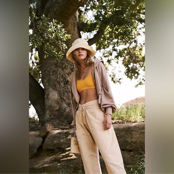 Free People Movement Out and About Zip Up Cropped Hoodie Sweatshirt Large - Picture 2 of 9